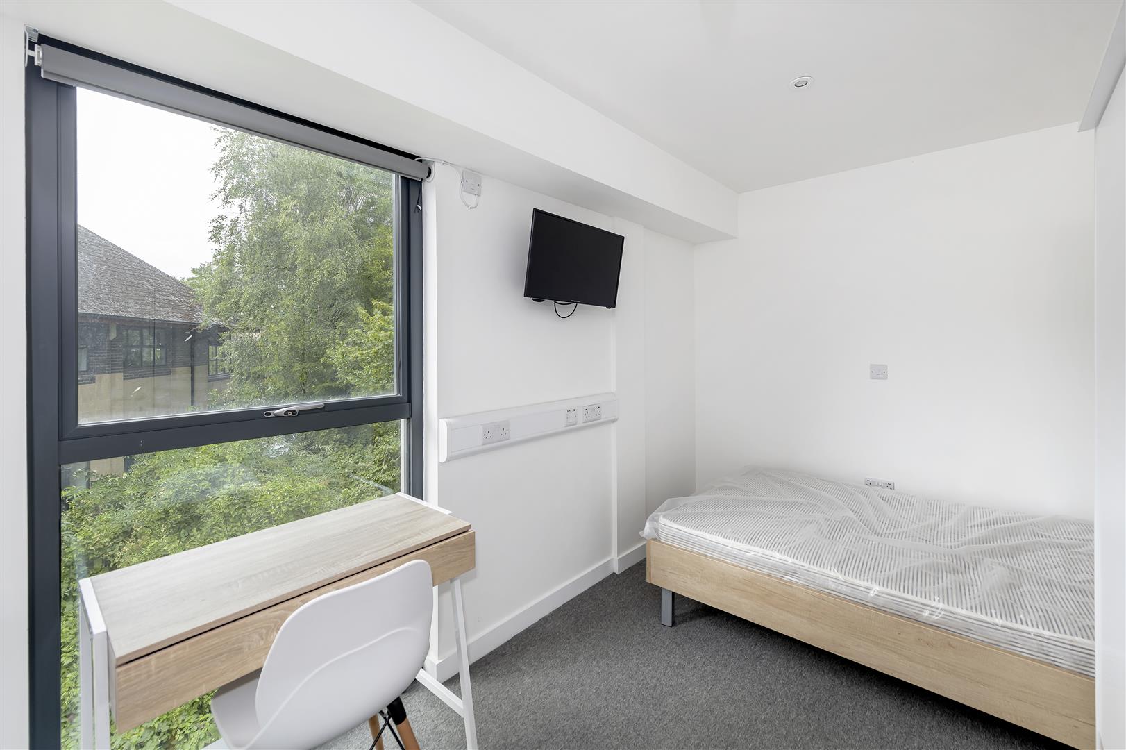 Banglo House, Lower Bristol Road, Bath, BA2
